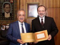 Prof. Dr. Mehmet Görmez Atatürk Üniversitesi öğrencilerine konferans verdi