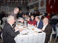 Atatürk Üniversitesi idari personeli iftar sofrasında buluştu