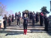 Yakutiye gençleri Barış Pınarı Harekatı'na işaret diliyle destek verdi