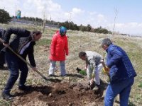 ETÜ’de "Geleceğe Nefes" projesiyle yeni fidanlar toprak ile buluştu