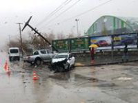 Erzurum'da feci kaza..2 araç birbirine girdi