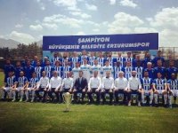 Erzurumspor kupayla poz verdi