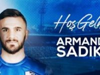 BB Erzurumspor, Armando Sadiku'yu renklerine bağladı