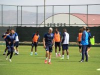 Özdilek: "Kadromuza 2-3 oyuncu daha katacağız"