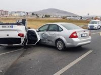 Köprüköy’de trafik kazası: 9 yaralı