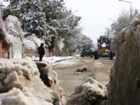 Aziziye Belediyesi’nde karla mücadele mesaisi