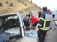 Erzurum'da Trafik Kazası: 3 Yaralı...