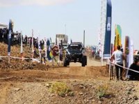 Off-road yarışları nefes kesti