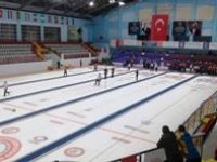 Curling 2022 Kış Olimpiyat Oyunları Ön Eleme Müsabakaları Erzurum’da son gününde devam ediyor