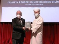 Diyanet İşleri Başkanı Prof. Dr. Ali Erbaş gençlerle buluştu