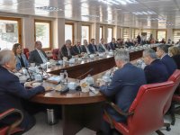 Üniversite senatosunda öğünün adı asker menüsü