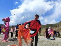 Uçurtmalar uçtu, çocuklar yıl sonu yorgunluklarını attı