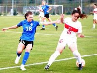 U19 Kadın Milli Futbol Takımı, Estonya’yı 3-2 yendi