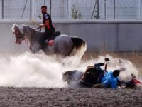 Erzurum’da cirit maçlarında nefes kesen o anlar