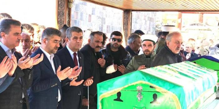 Fatih Kutlu öğretmen son yolculuğuna uğurlandı