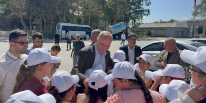 Aşkale Çimento tesislerinde çocuklara özel etkinlik! Minikler ailelerinin çalışma ortamını keşfetti