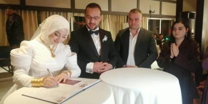 Eyyüp Ensar Budak ile Fatma Karaman’ın mutlu günü! Görkemli düğüne yüzlerce davetli katıldı