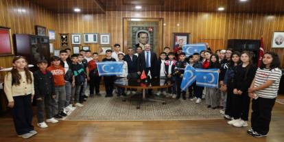 Kerkük’ten Erzurum’a eğitim köprüsü! 30 başarılı öğrenci Rektör Hacımüftüoğlu ile buluştu