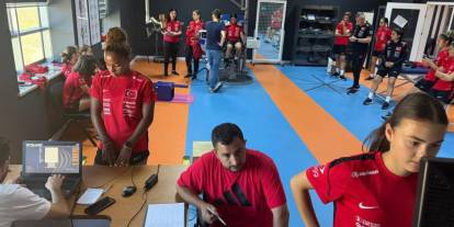 Millî futbolcular Erzurum’da bilimsel teste girdi! Performansları Atatürk Üniversitesinde ölçüldü
