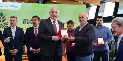 ETSO Başkanı Özakalın’dan tarım fuarında yoğun mesai! Stantları tek tek gezdi