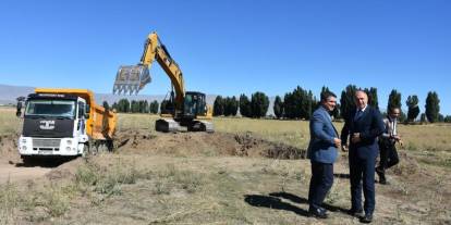 Erzurum’da 5,8 milyar TL’lik dev yatırım başladı! Yeni stat ve spor kampüsünde temel kazılıyor