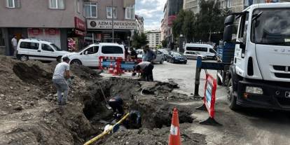 Erzurum’da altyapı yenileniyor! Şerif Efendi Caddesi’ndeki eski hatlar tamamen değiştirildi