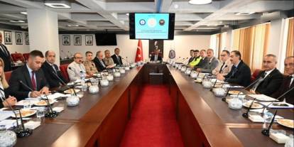 Erzurum’da üniversiteler için güvenlik zirvesi! Yeni eğitim yılı öncesi tüm tedbirler masada