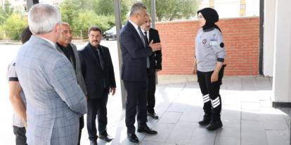 Erzurum’da okullarda yeni dönem mesaisi! Bahçe görevlileri görev başında