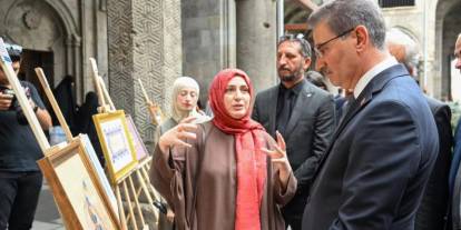 Çifte Minareli Medrese’de göz kamaştıran sergi: Hat, tezhip ve minyatür bir arada