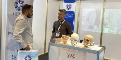 3D üretimde Erzurum imzası: ETÜ kişiye özel implantlarını sergiledi