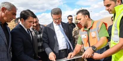 Hınıs-Tekman yolunda önemli çalışma: Vali Baruş sahada inceledi