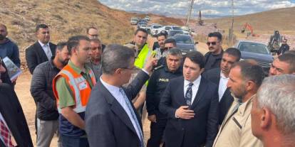 Vali Baruş Tekman’da sahaya indi: Yol, yatırımlar ve vatandaş talepleri masada