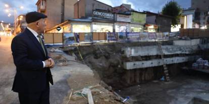 Erzurum’da kentsel dönüşüm hız kesmiyor: Sekmen sahada inceleme yaptı
