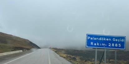 Erzurum’da kış geri geldi: Palandöken ve Tekman’da görüş mesafesi 10 metreye düştü