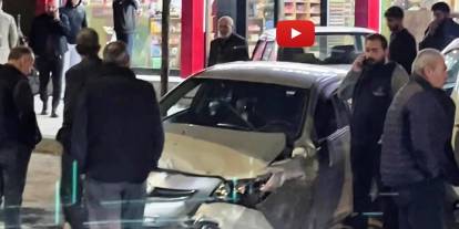 Erzurum Aziziye’de otomobil kontrolden çıktı: 3 araç hasar gördü