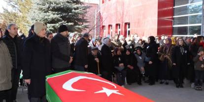 Sağlık personelinin ani ölümü ilçeyi yasa boğdu