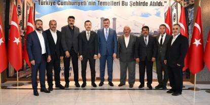 Vali Çiftçi, muhtarları kabul etti