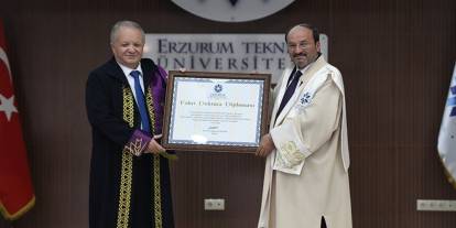 ETÜ'de 2024-2025 yılı akademik giysi ve ödül töreni gerçekleştirildi