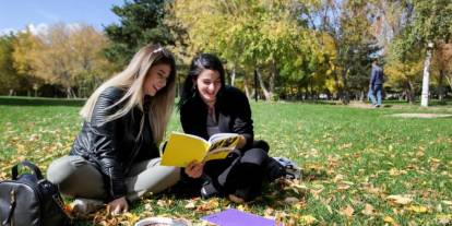 30 bin TL’lik dev bursla gençlerin rotası Erzurum-Atatürk Üniversitesi’nden büyük atılım