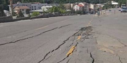 İspir’de heyelan: 70 ev boşaltıldı