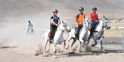 Umudum Köyü tarihi bir yarışmaya daha ev sahipliği yapacak