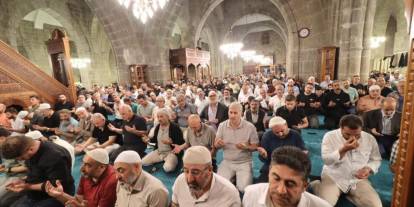 Erzurum’da Mevlid Kandili coşkusu yaşandı