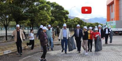 İlçede seferberlik başlattılar, çöpleri topladılar