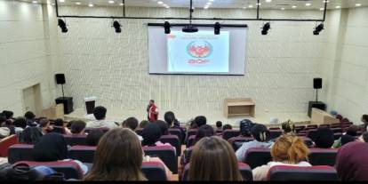 Erzurum polisinde gençlere bilgilendirme