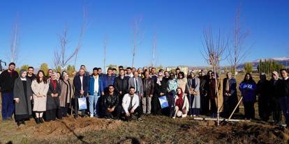 ETÜ'lü Mezunlar aynı çatı altında yeniden bir araya geldi