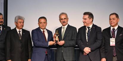 URALOĞLU, 5. KÜRESEL MEDYA BULUŞMASI’NDA KONUŞTU