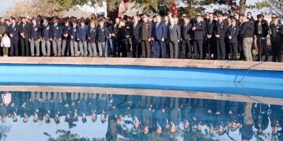 Erzurum'da 10 Kasım'da Atatürk saygıyla anıldı