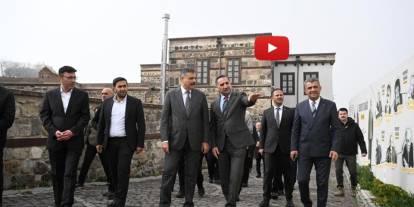 Vali Çiftçi, "Dil ve Edebiyat Konağı"nı inceledi, "Edebiyat Sokağı"nda gezdi