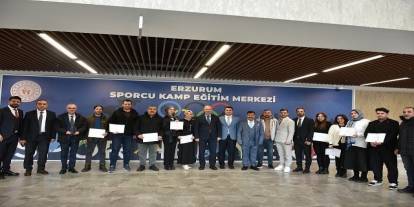 Çakmur’dan spor tesislerinde çalışan personele teşekkür belgesi
