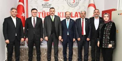 Vali Çiftçi’den Kızılay’a ziyaret